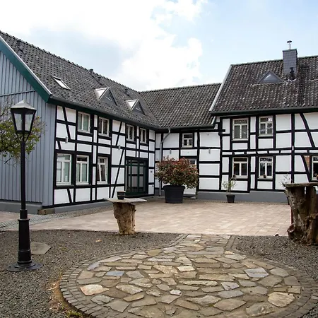 Kragemann & Vinothek Otel Simmerath